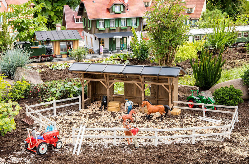 Pola G - Pferdeunterstand mit Koppelzaun  (331146)