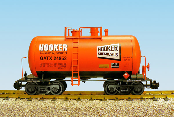 29 ft. Modern Tank Car Hooker Chemicals