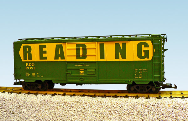 40 ft. Steel Box Car Reading