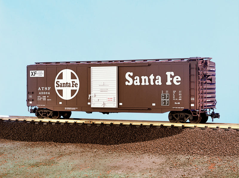 50 ft. Steel Box Car Santa Fe